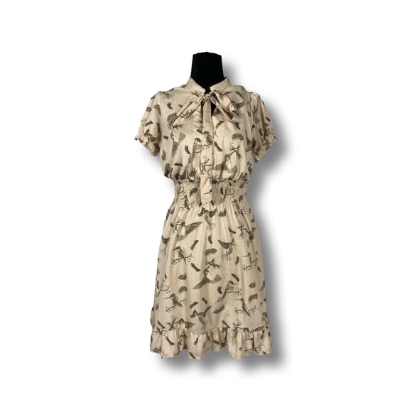 Smocked Waist Summer Dress - Picture 3 of 12